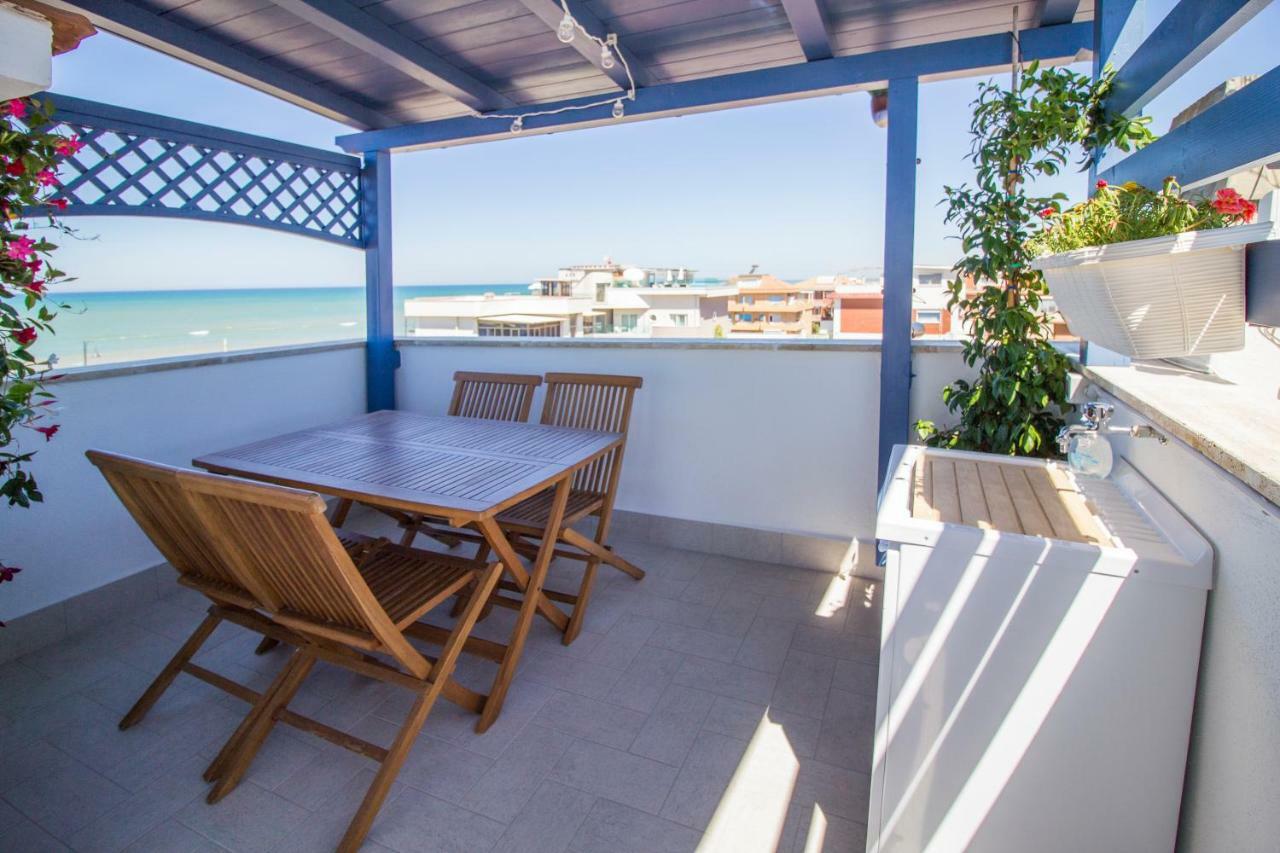 آنسيو Il Filo Blu Casa Vacanze المظهر الخارجي الصورة
